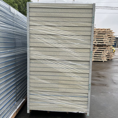 Exterior Wall Insulation Polyurethane Foam Sandwich Panels Fireproof 950mm 1150mm